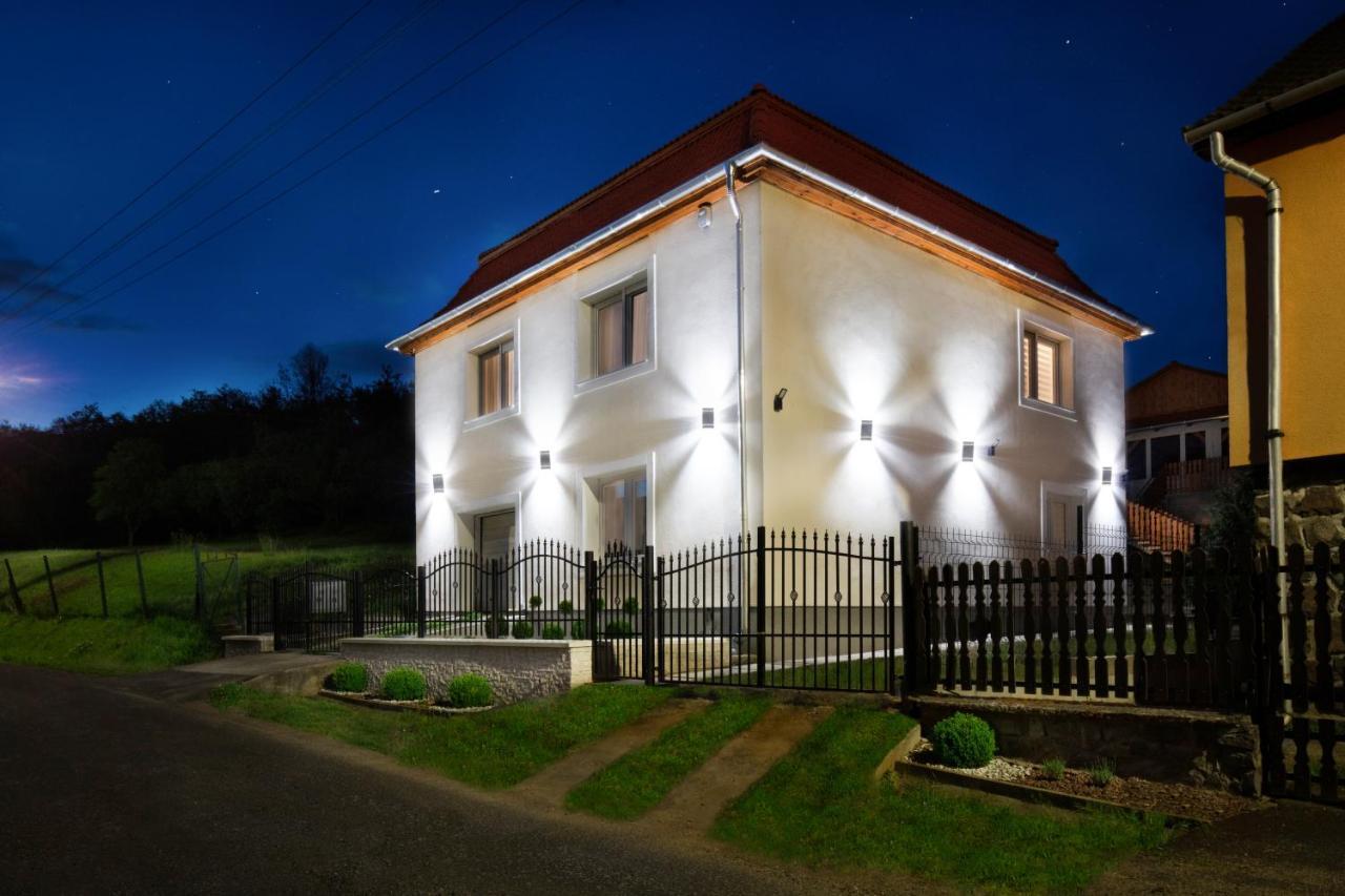Trend Apartmanhaz -vizslas * Vizslas